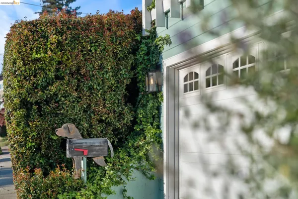 $1,095,000 | 49 Windsor Avenue, Kensington, CA 94708