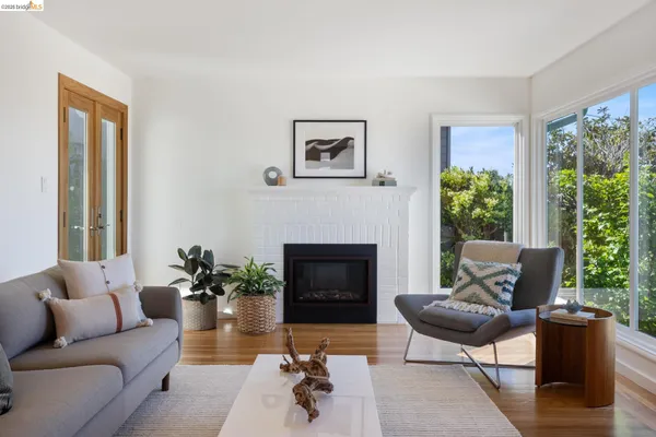 $1,095,000 | 49 Windsor Avenue, Kensington, CA 94708