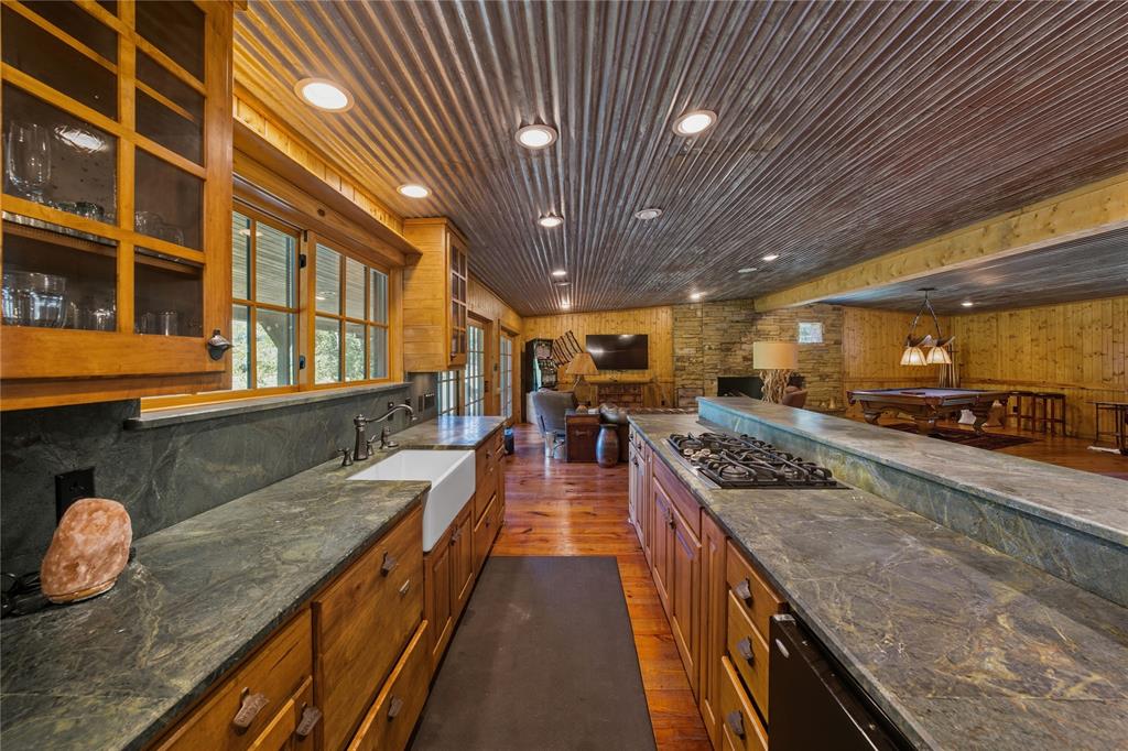 100 Letha Road Trinidad, TX 75163 - Photo 8 of 38 a kitchen with stainless steel appliances granite countertop lots of counter top space
