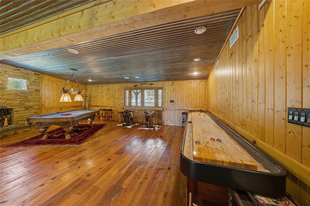 100 Letha Road Trinidad, TX 75163 - Photo 10 of 38 a view of a room with gym equipment