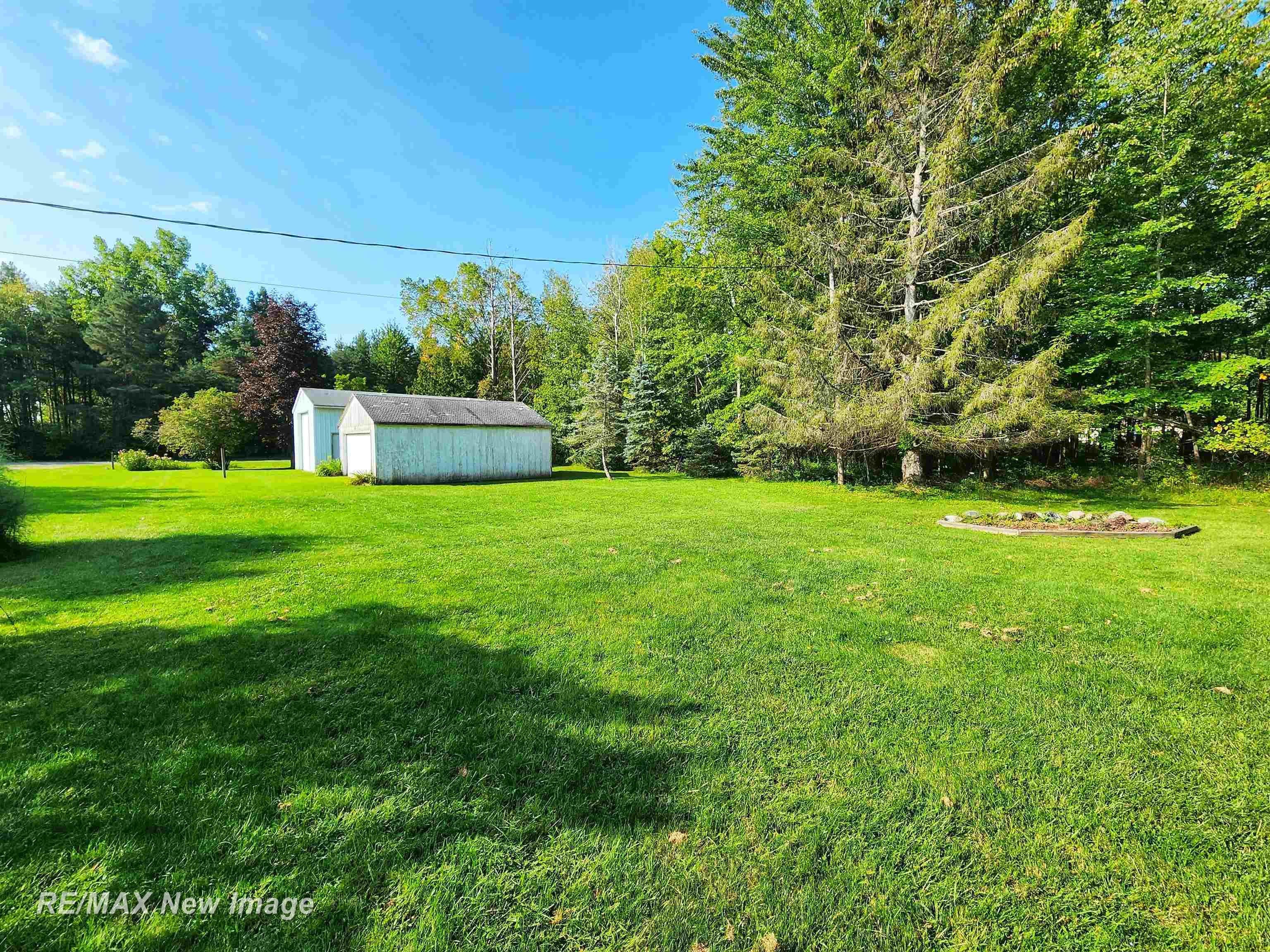 3954 South Merrill Road Merrill, MI 48637 - Photo 12 of 36