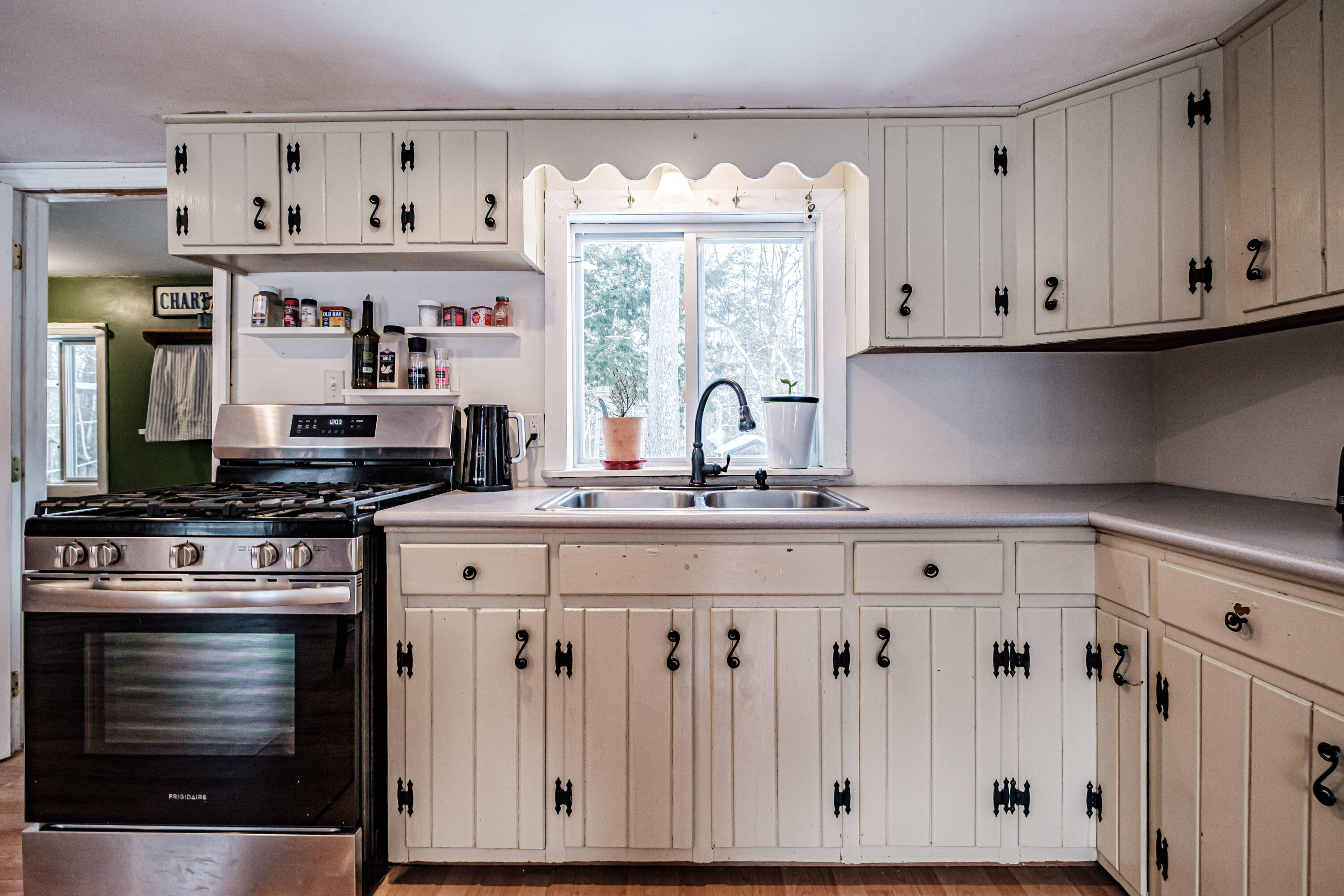 284 Howe Hill Road Greenwood, ME 04255 - Photo 11 of 45 20250207gp-63039