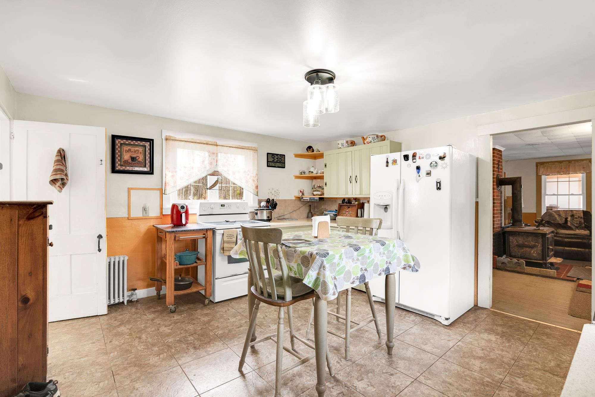 671 Washington Street Barrington, NH 03825 - Photo 7 of 55