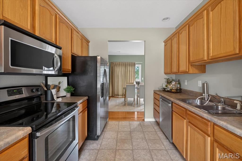 700 Michael Street O'Fallon, IL 62269 - Photo 5 of 27