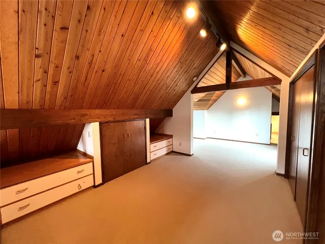 a view of a room with an empty space