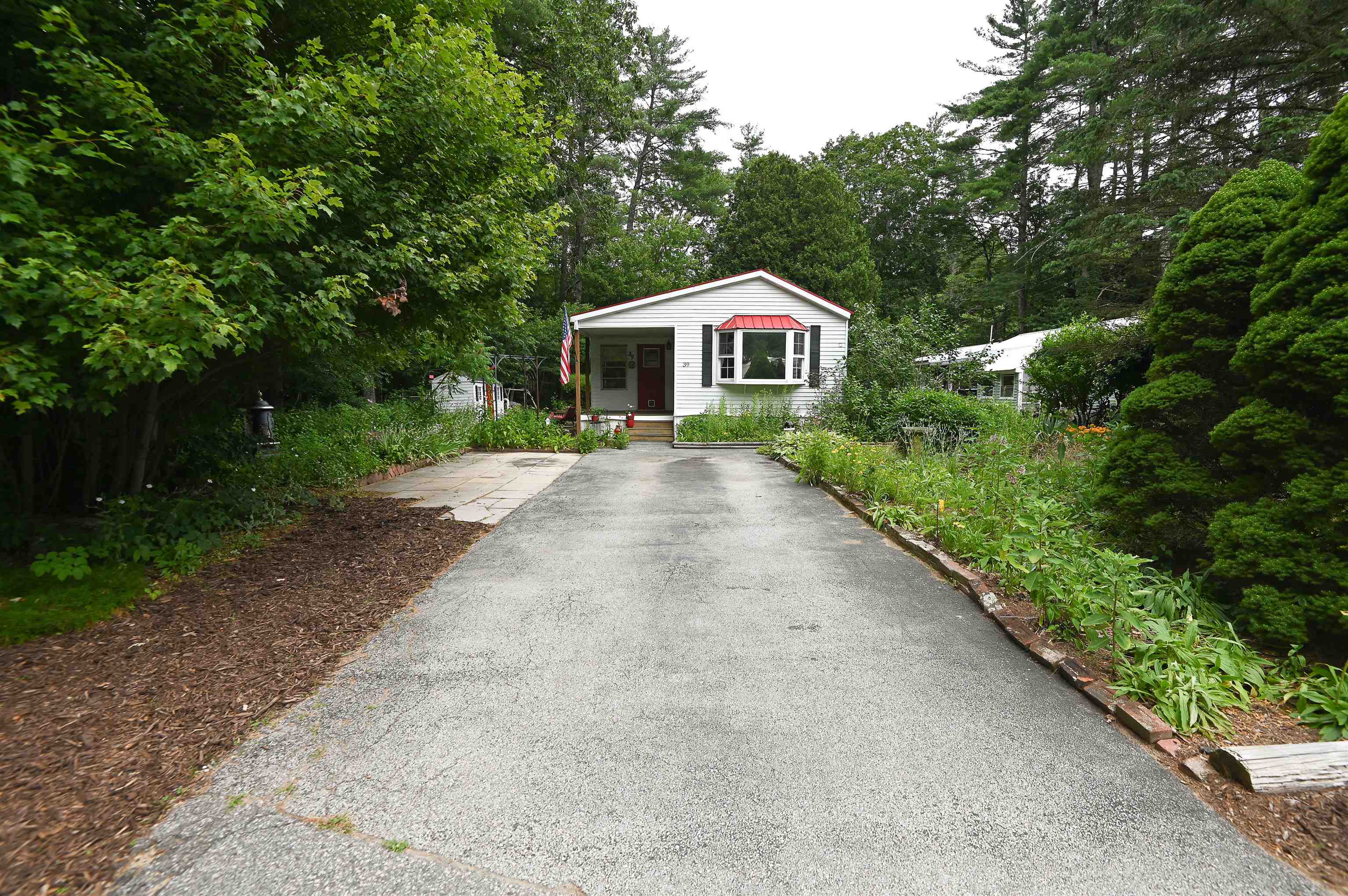 39 Old Cart Road Raymond, NH 03077 - Photo 6 of 43