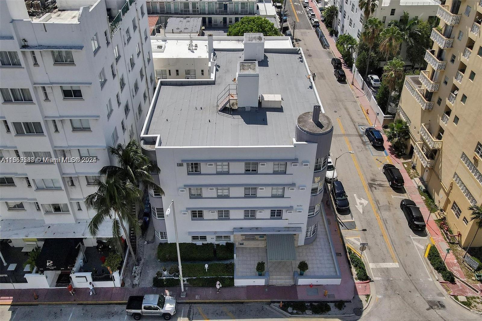 3030 Collins Avenue, Unit 3E Miami Beach, FL 33140 - Photo 16 of 20 an aerial view of a building