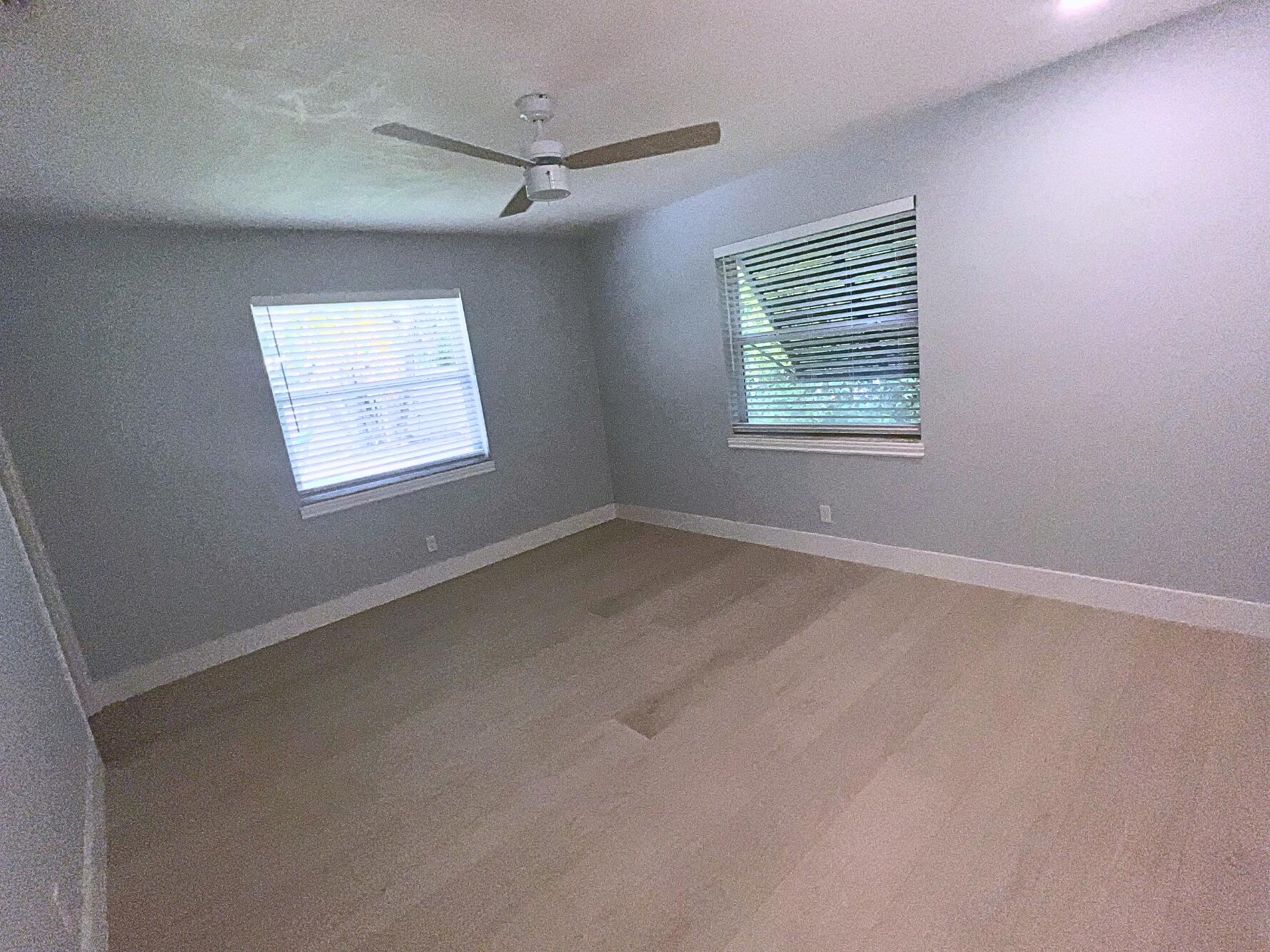 1260 Manor Drive Riviera Beach, FL 33404 - Photo 18 of 56 284