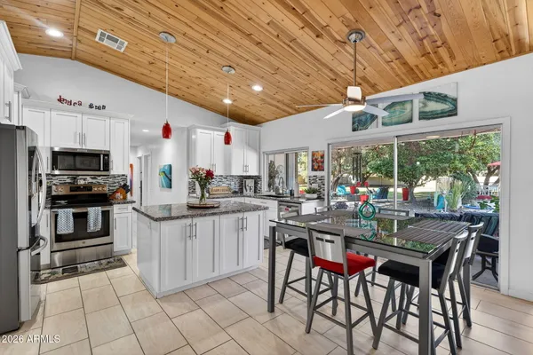 $934,900 | 6968 West Calavar Road, Peoria, AZ 85381