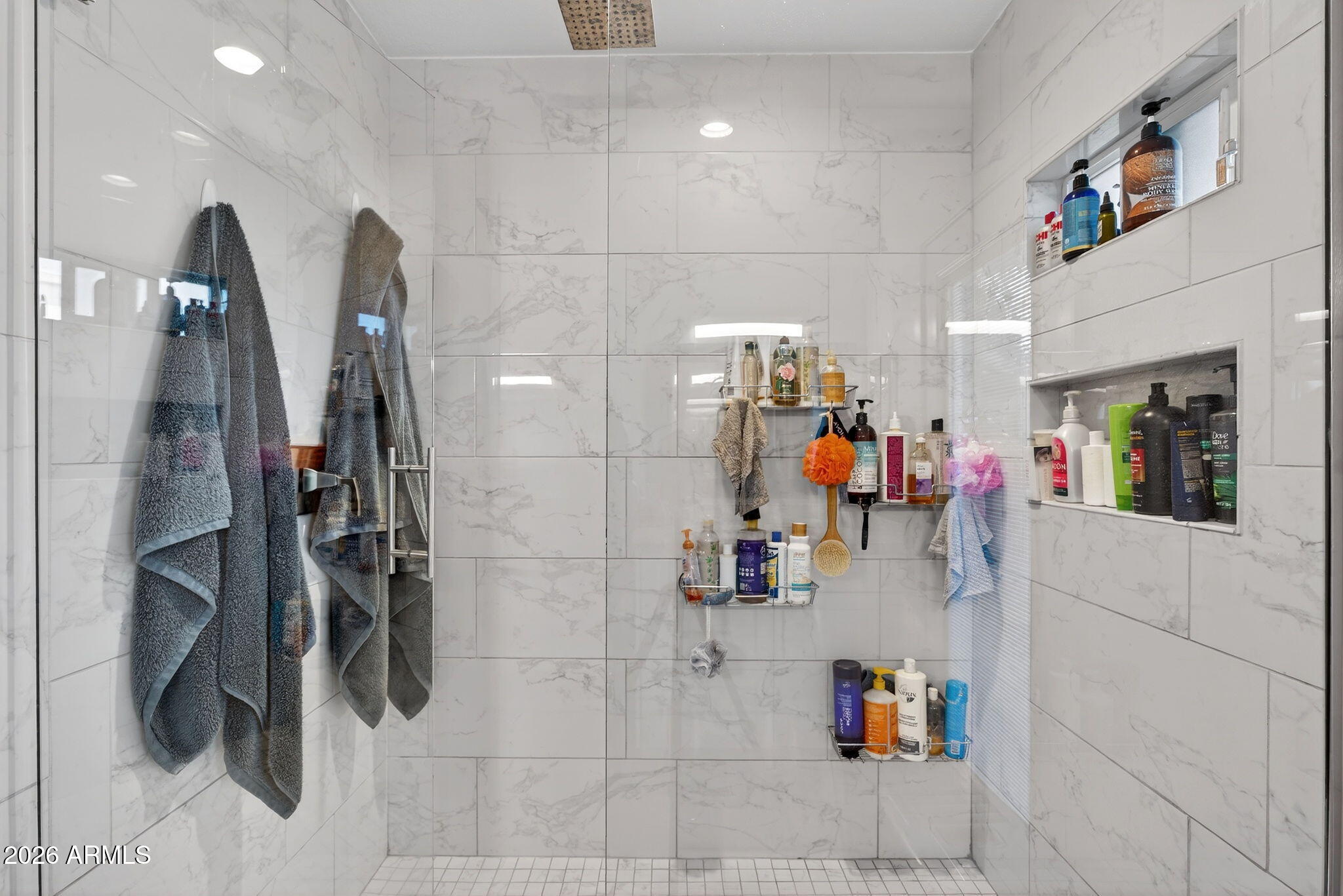 6968 West Calavar Road Peoria, AZ 85381 - Photo 24 of 65 Primary Bath