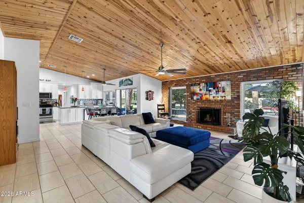 $934,900 | 6968 West Calavar Road, Peoria, AZ 85381