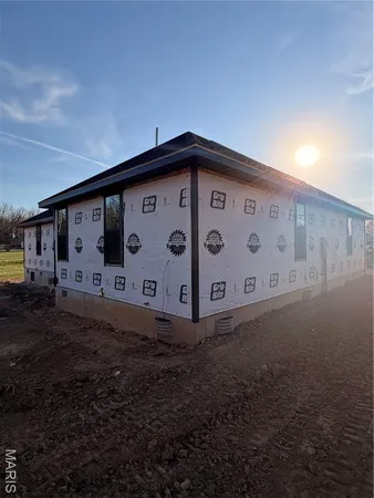 $372,900 | 2228 Cherry Blossom Circle, Lebanon, MO 65536