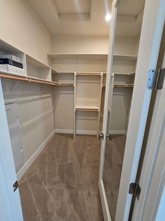 5526 Kamala Way Fair Oaks, CA 95628 - Photo 10 of 10 a view of walk in closet with empty racks