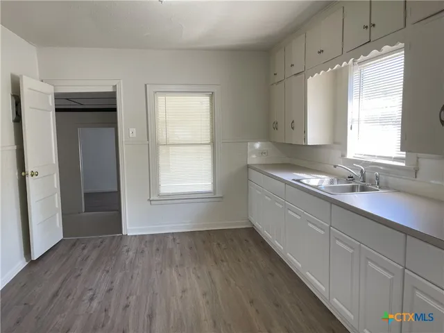 $179,000 | 1521 North Hamilton Street, Gonzales, TX 78629