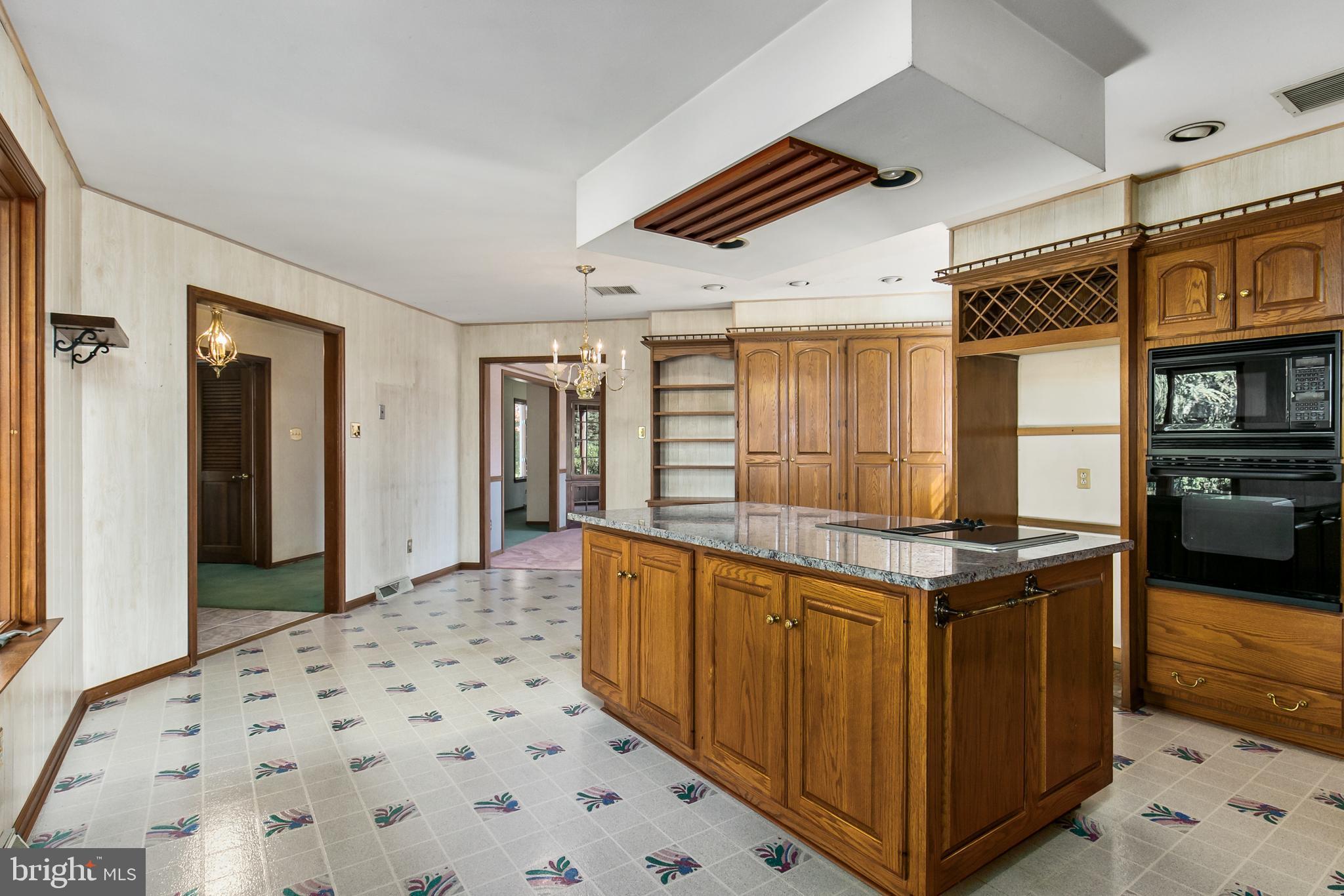 201 Stokes Road Shamong, NJ 08088 - Photo 16 of 40 Kitchen