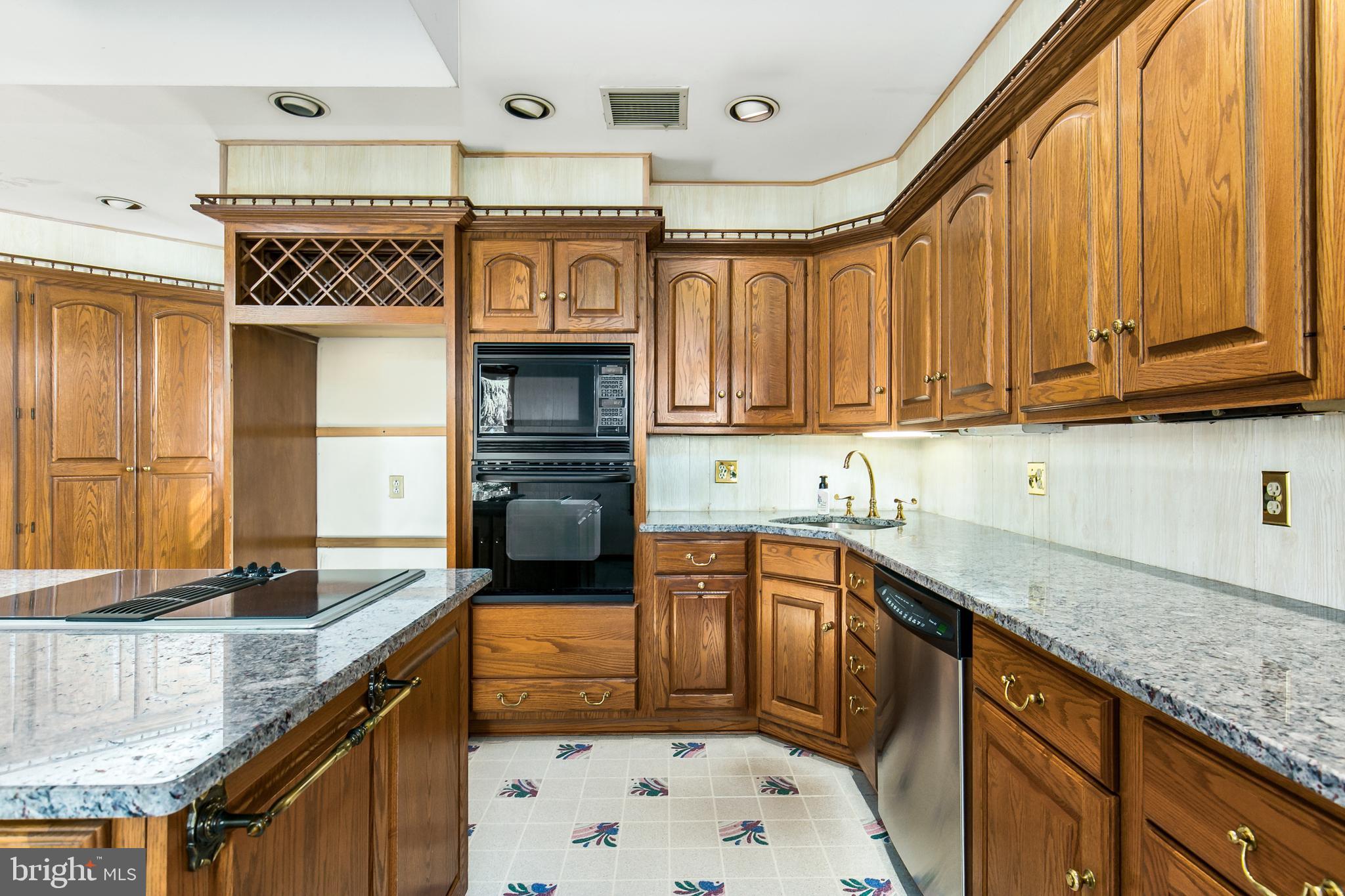 201 Stokes Road Shamong, NJ 08088 - Photo 19 of 40 Kitchen