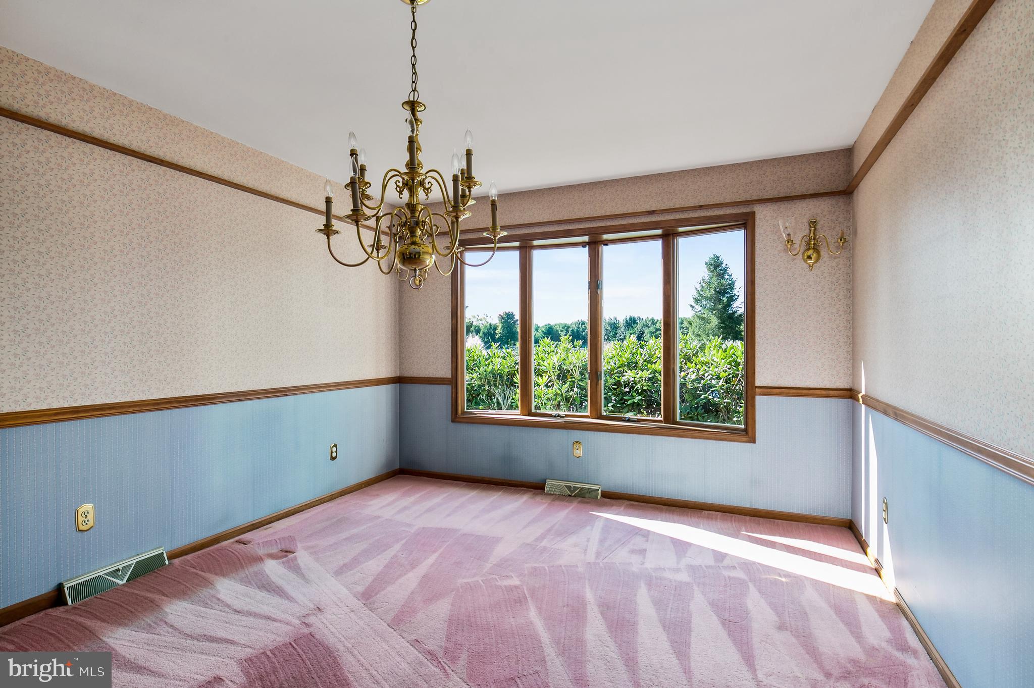 201 Stokes Road Shamong, NJ 08088 - Photo 21 of 40 Dining Room
