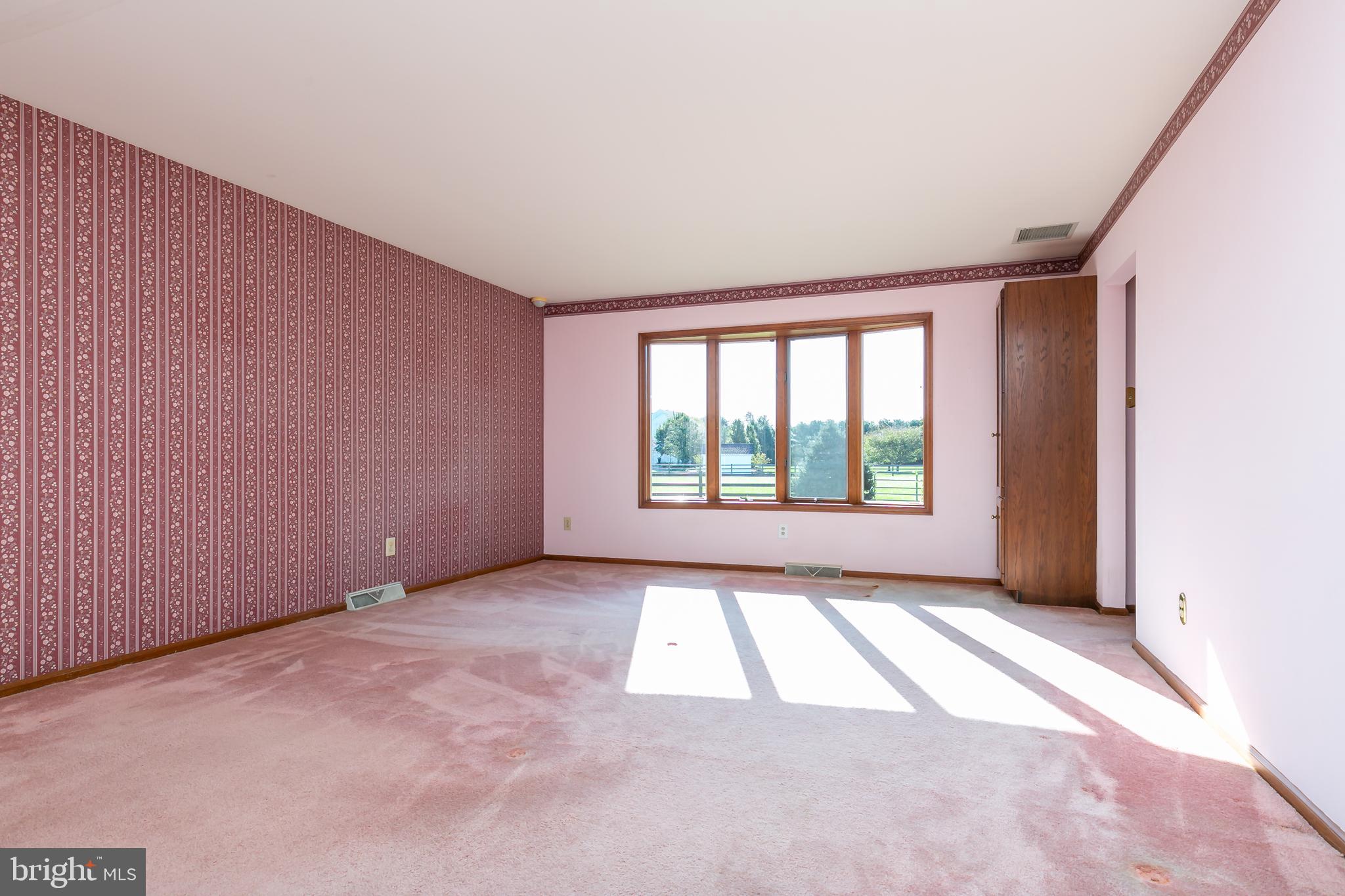 201 Stokes Road Shamong, NJ 08088 - Photo 27 of 40 Master Bedroom