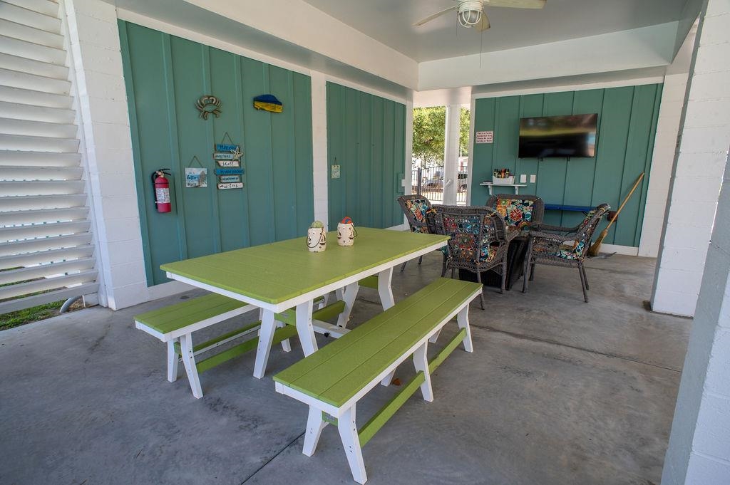 429 Oak Avenue Murrells Inlet, SC 29576 - Photo 6 of 87