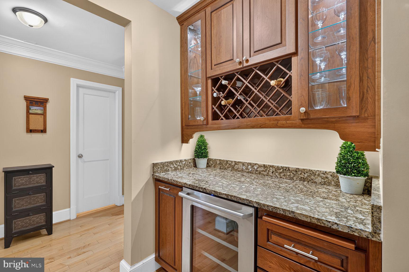 10115 Gates Avenue Silver Spring, MD 20902 - Photo 14 of 38 Butler's pantry