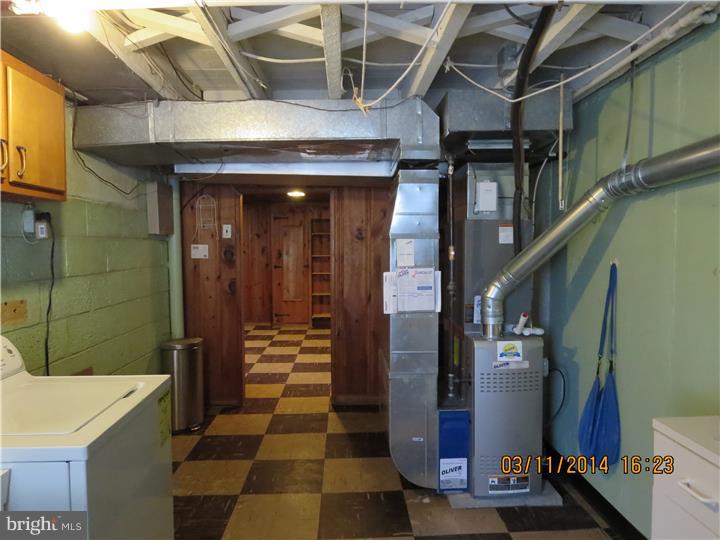 823 Laurel Road Lansdowne, PA 19050 - Photo 13 of 16 Laundry Room