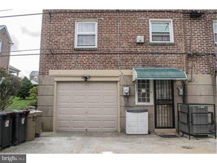 823 Laurel Road Lansdowne, PA 19050 - Photo 16 of 16 View in Back