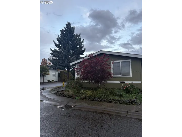$159,000 | 1699 North Terry Street, Unit 272, Eugene, OR 97402