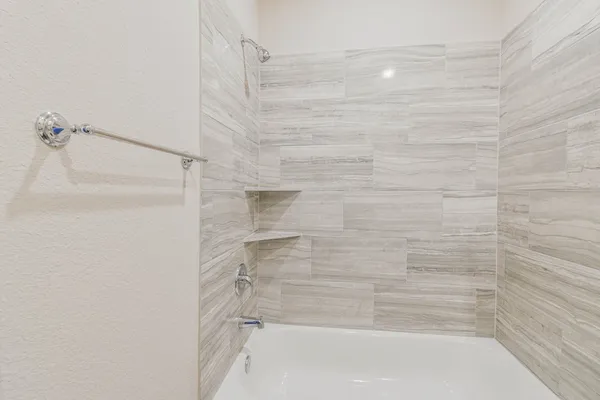 $1,295 | 15786 Cottonwood Drive, Montgomery, TX 77356