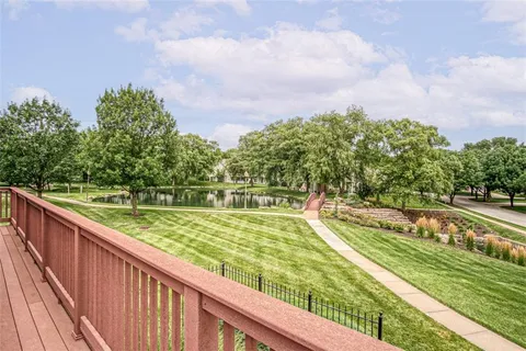 $569,000 | 2704 West 137th Place, Leawood, KS 66224