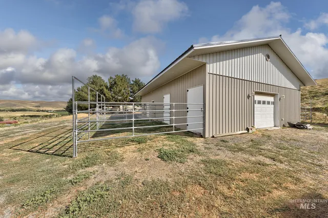 $799,000 | 1715 Striker Lane, Weiser, ID 83672