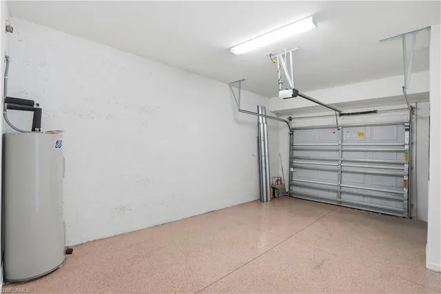 a view of room that has a walk in closet