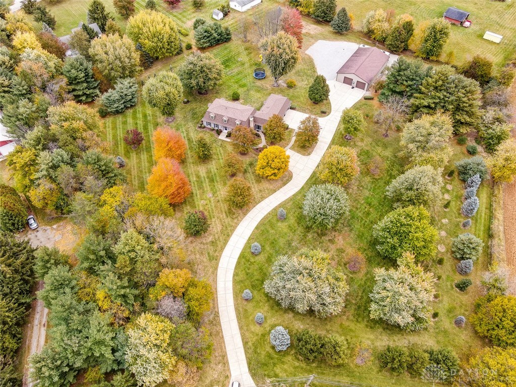 8792 Ferry Road Waynesville, OH 45068 - Photo 3 of 76