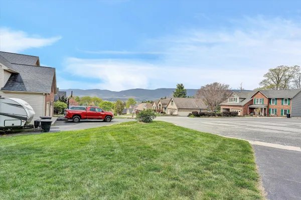 $625,000 | 1935 Springmill Road, Salem, VA 24153