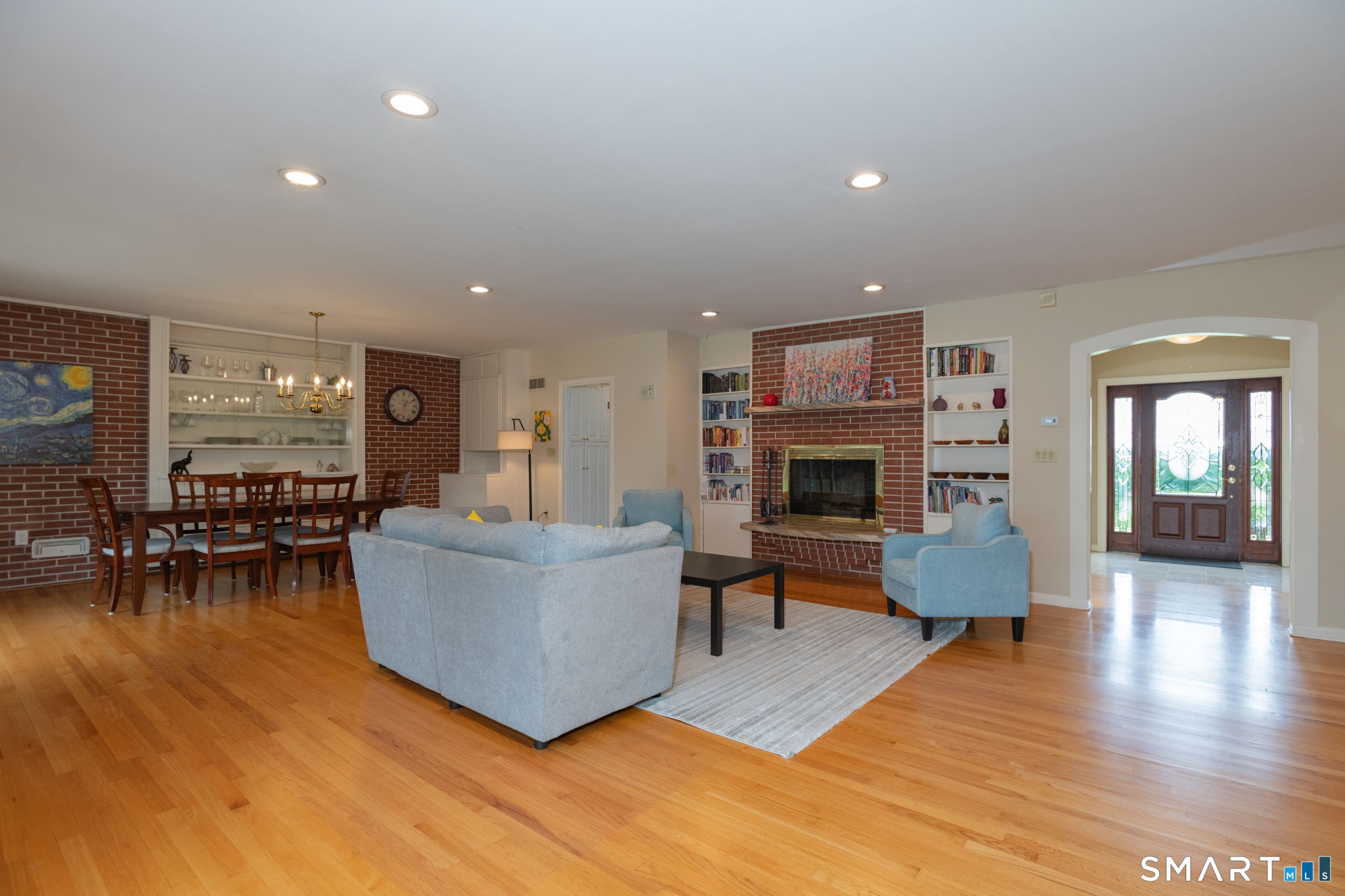 12 Valley View Road Newtown, CT 06470 - Photo 7 of 39