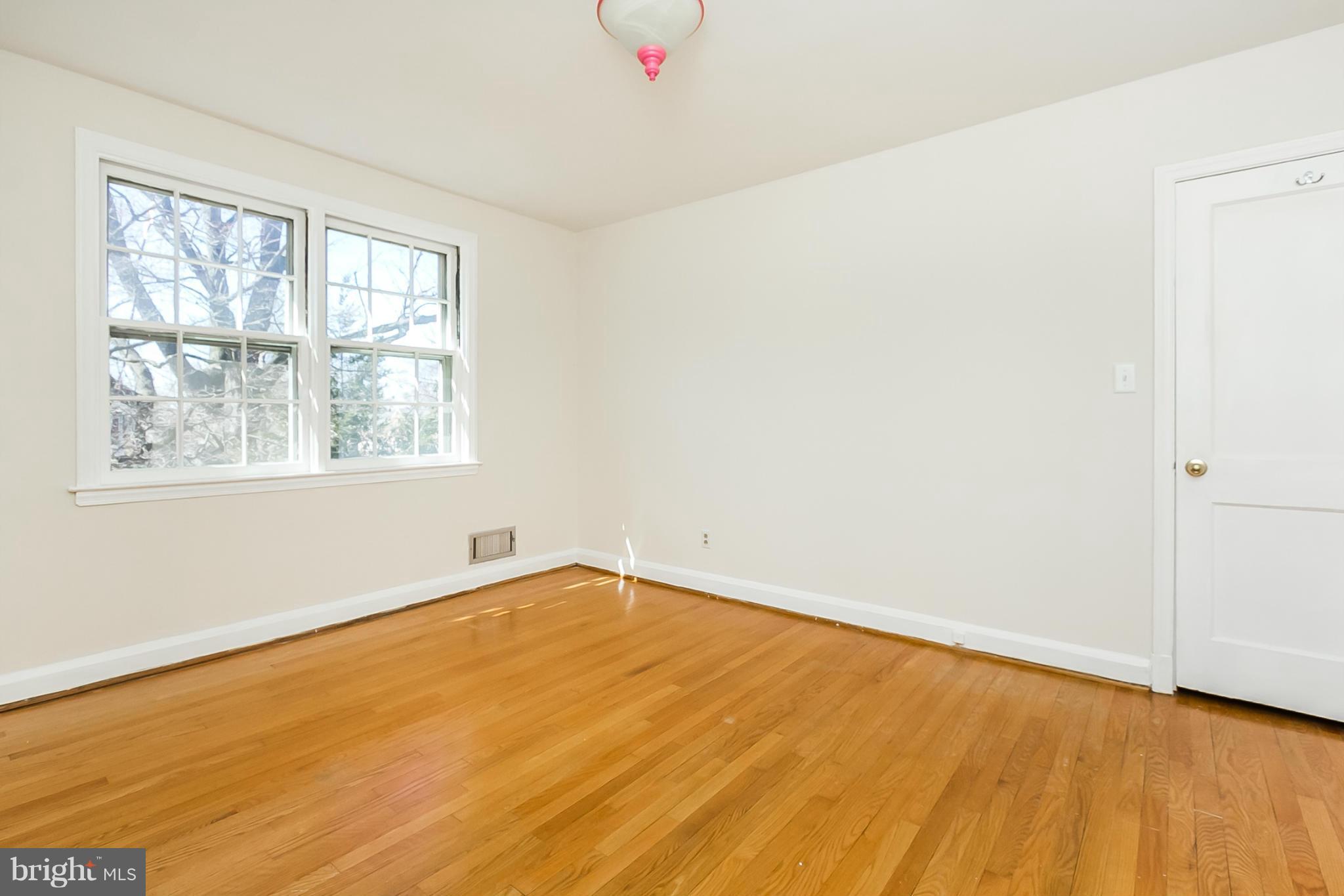 306 Stanmore Road Baltimore, MD 21212 - Photo 16 of 30 Bedroom