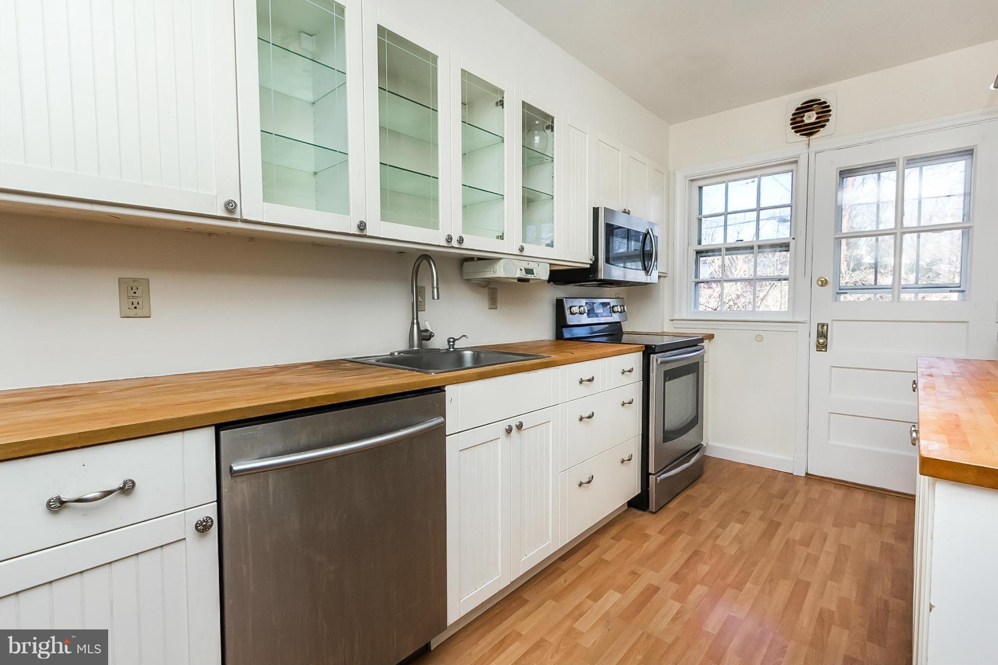 306 Stanmore Road Baltimore, MD 21212 - Photo 10 of 30 Kitchen
