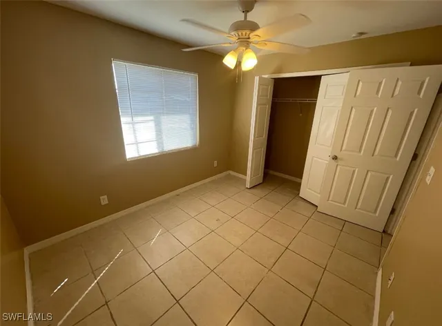 a view of empty room with window