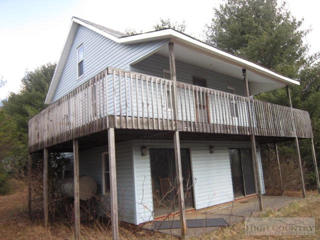 1996 Island Ford Road Crumpler, NC 28617 - Photo 3 of 10 Gallery Image 3
