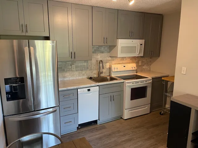 $1,250 | 403 Hayden Road, Unit 240, Tallahassee, FL 32304