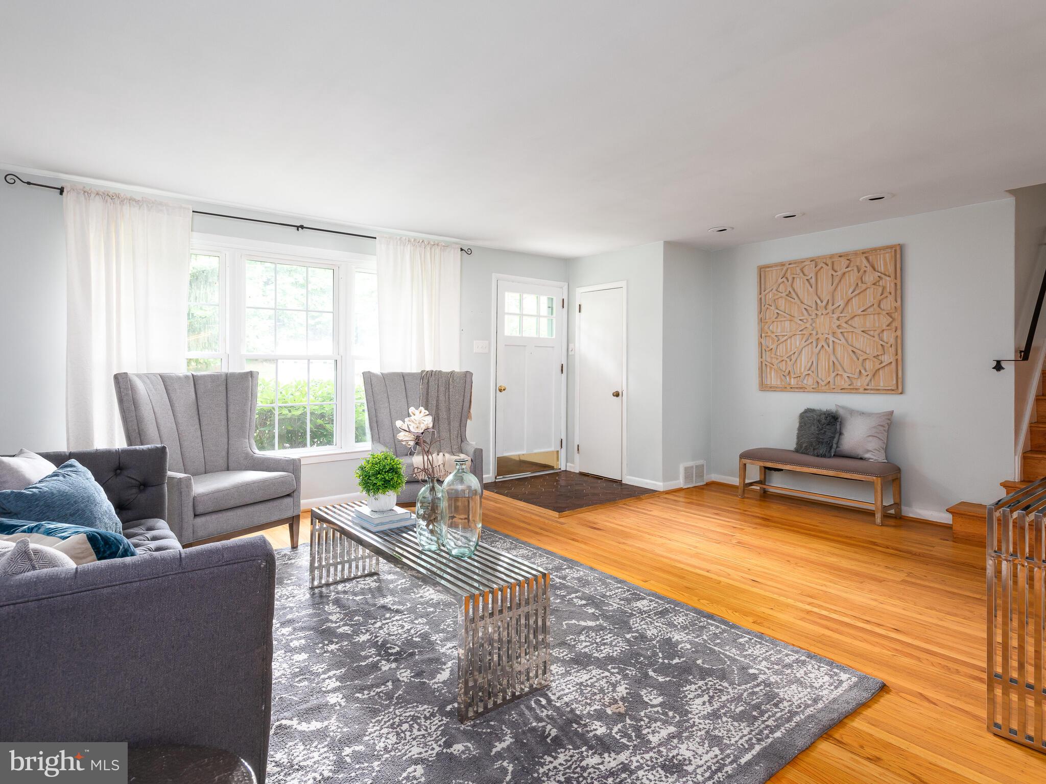 591 Brookwood Road Wayne, PA 19087 - Photo 4 of 50