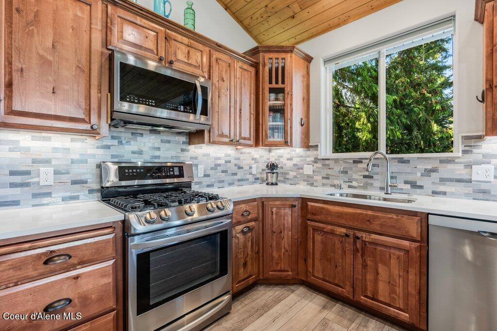16 Hawkins Road Sagle, ID 83860 - Photo 9 of 110 --21.jpg-SMALL