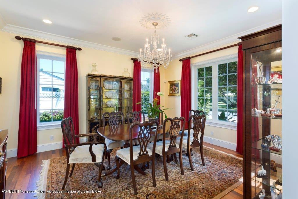 1011 Tamarind Road Delray Beach, FL 33483 - Photo 8 of 25 DINING