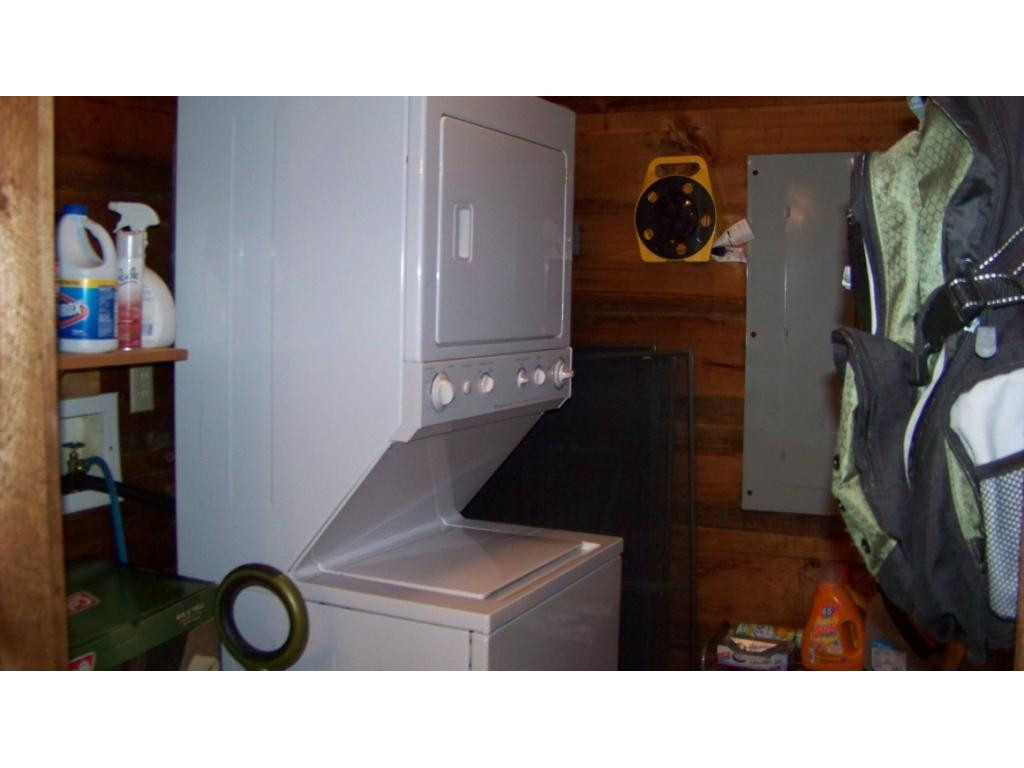 6070 Sink Valley Road Butler, TN 37640 - Photo 20 of 34 LAUNDRY ROOMSTORAGE