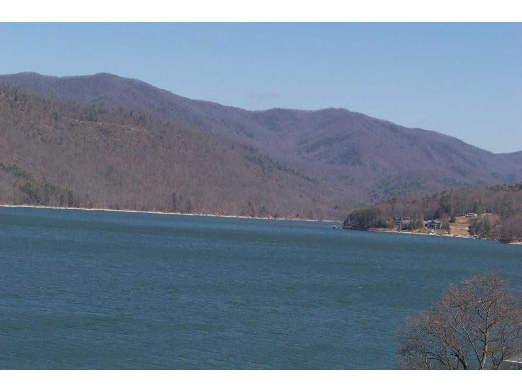 6070 Sink Valley Road Butler, TN 37640 - Photo 31 of 34 CLOSE TO PUBLIC BOAT LAUNCH