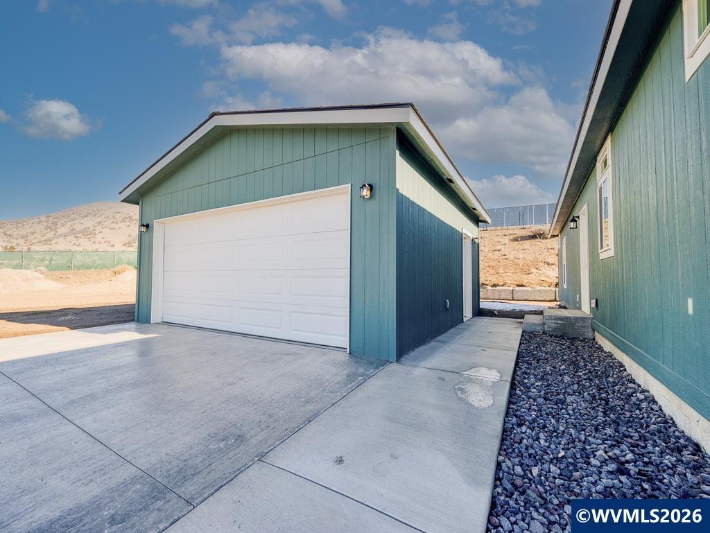 5636 Edith Way Klamath Falls, OR 97603 - Photo 6 of 23