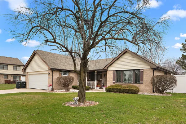 $349,900 | 18311 Holland Road, Lansing, IL 60438