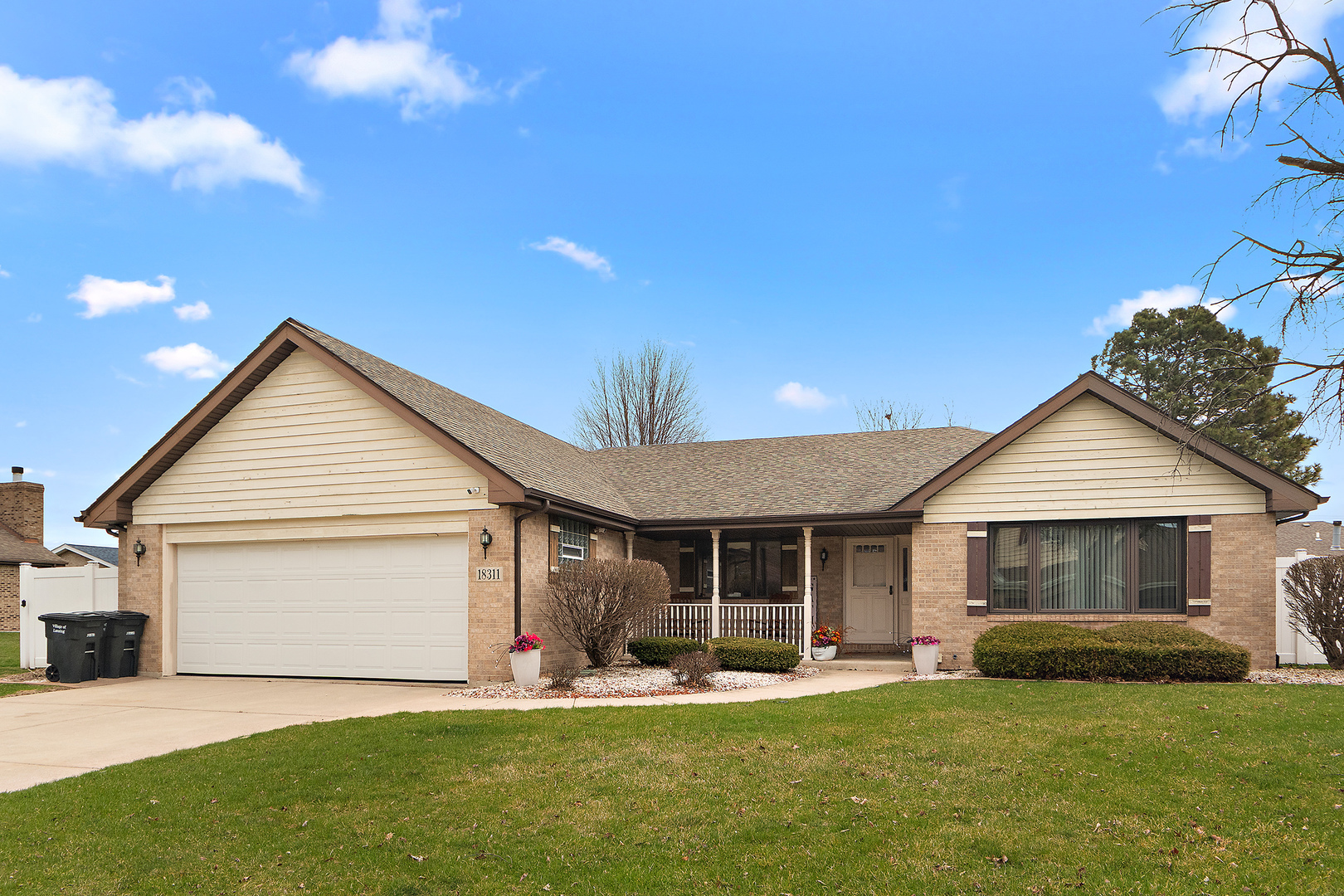 18311 Holland Road Lansing, IL 60438 - Photo 2 of 26