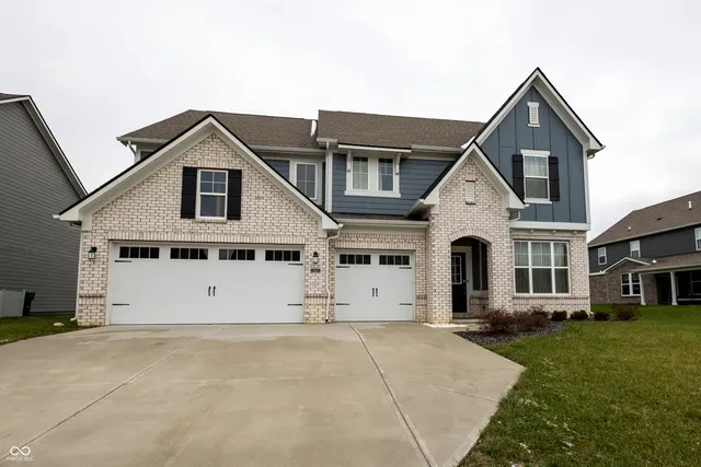 $560,000 | 920 Talbert Road, Greenwood, IN 46143