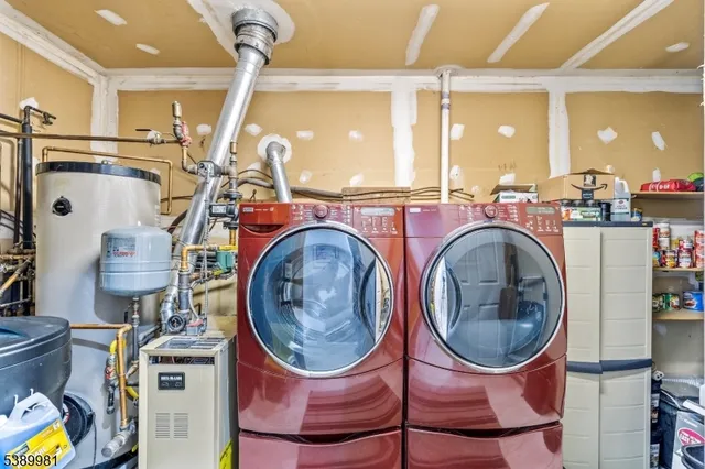a view of a storage & utility room
