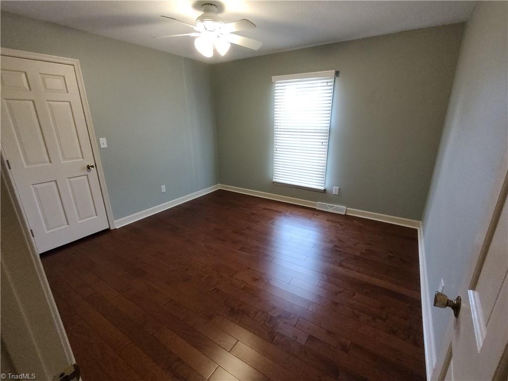 565 Drumheller Road Clemmons, NC 27012 - Photo 20 of 27 Bedroom #3